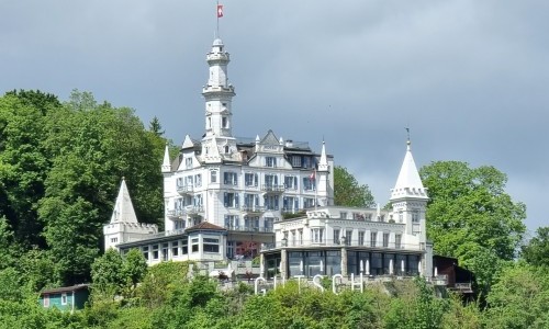 Ch&acirc;teau G&uuml;tsch