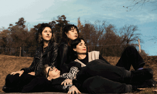 Laure Betris, Selin Dettwiler, Annalisa Chiaese und Rana Bassil: Ortie - اختي