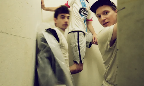 Cl&eacute;ment Grin "HOLD"