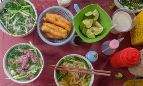 The Global Journey of Phở Through Spices