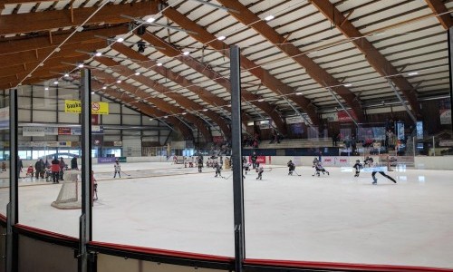 Kunsteisbahn Oberwynental