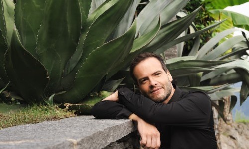 Reise nach Paris: Piemontesi am Klavier