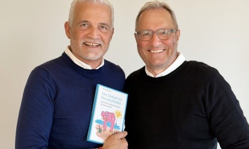 Frank Baumann & Edi Estermann - Der Elefant im Personalladen