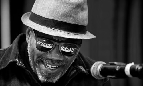 Andile Yenana Quartet: &laquo;Way Out Is In&raquo;