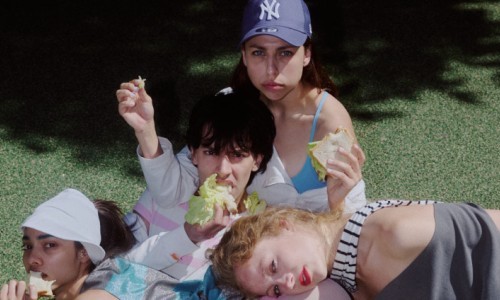 The In Between von Neil H&ouml;hener