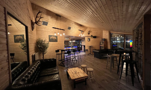 Peter Lounge