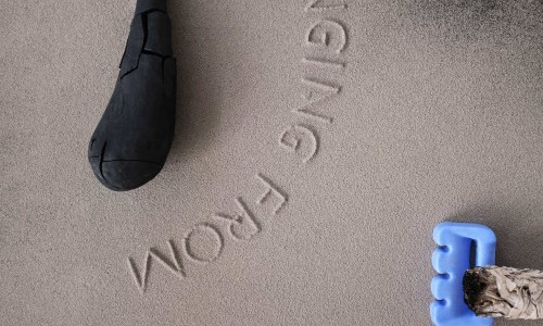 Maude Léonard-Contant. gathering