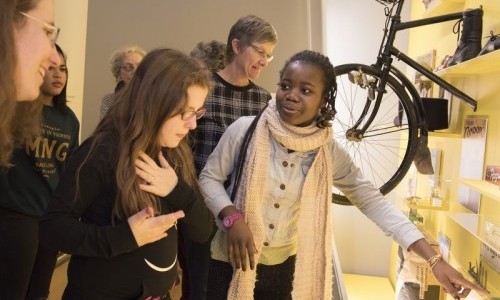 Basler Geschichtstage: Geschichte Bewegt: Fantastische Dinge: Geschichten erfinden mit Timtam