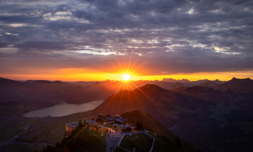 Sonnenaufgangsfahrt aufs Stanserhorn