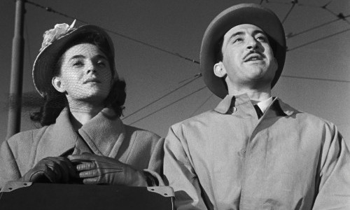 *LO SCEICCO BIANCO (*19.30h)