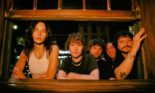 GIFT + Manic Pixxies