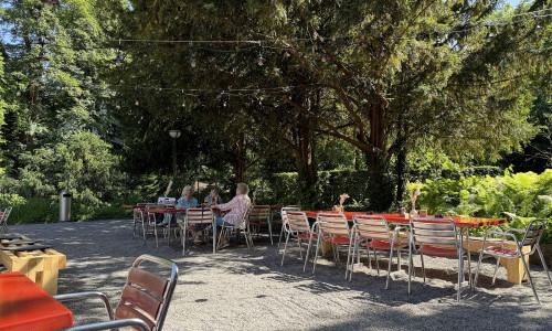 Voliere Sommerbuvette