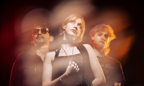 Melancholic Wave: Resplandor (PER/NL) + Grundeis (DE)