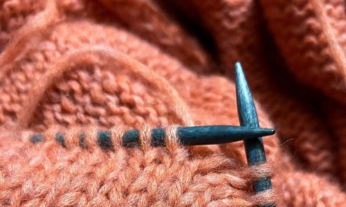 The Zurich Archipelago: Community Knitting