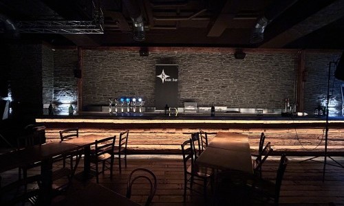 Monster Tour - Base Bar