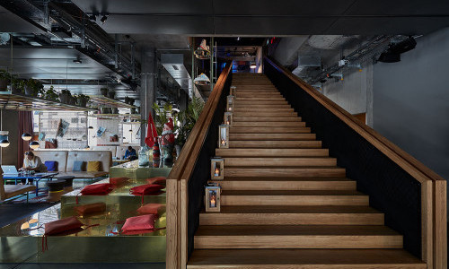 Cinchona Bar