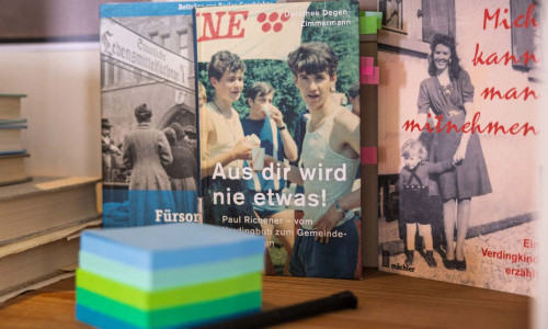 Erz&auml;hlcaf&eacute;: Was besch&auml;ftigt mich am Thema F&uuml;rsorge und Zwang?