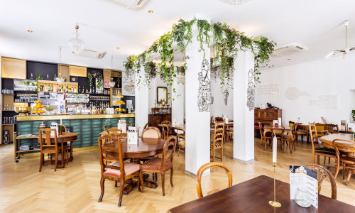 Kym&egrave;M Caf&eacute;