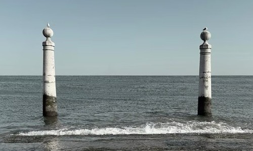 Flavio Micheli &ndash; Sedendo e mirando