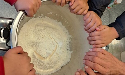 Mach deinen eigenen L&auml;tt (Knete)