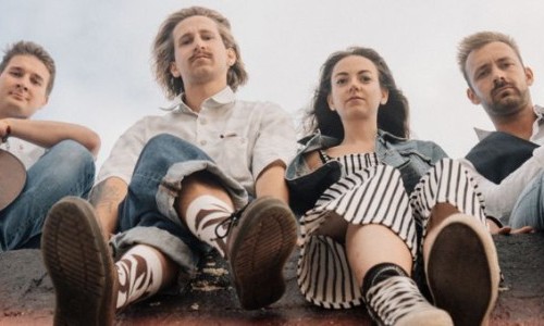 New Spoons EP-Taufe I Support: ZOEI