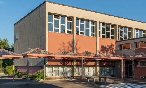 Saal Fadacher