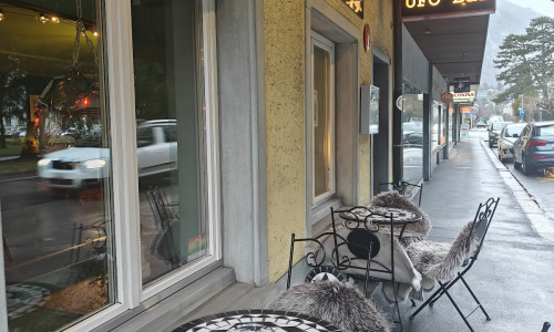 Ufo Bar
