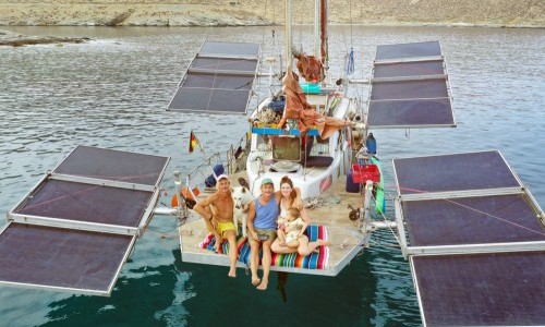 Alle an Bord!? &ndash; Drei Verr&uuml;ckte im Solarboot