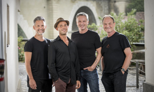 Ueli Schmezer & Band - MatterLive