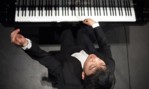 AEGERI CONCERTS 26: Aeneas Humm, Bariton & Kit Armstrong, Klavier, Liederabend