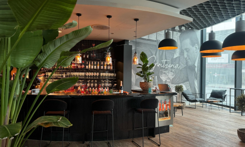 F&iacute;era Bar