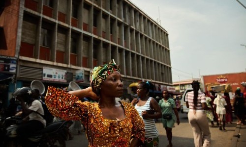 Bertschy & Kossakamvwe: WAX Traders