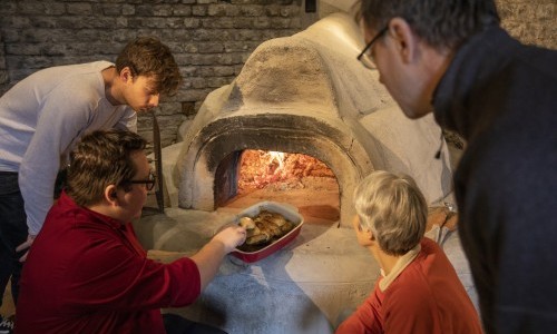 Das perfekte Dinner. R&ouml;mer, Macht und M&uuml;ll: R&ouml;mische Esskultur erleben