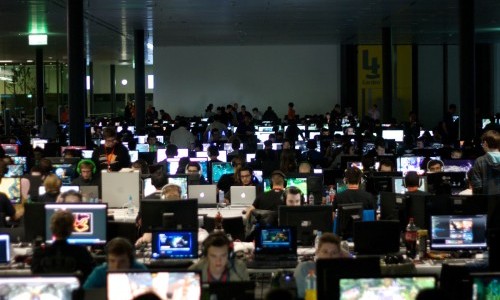 PolyLAN 42 - Week End de Gaming à Lausanne - Rolex Learning Center