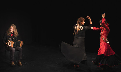 Theater 111