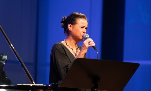 JCT All Stars feat. Lilly Thornton