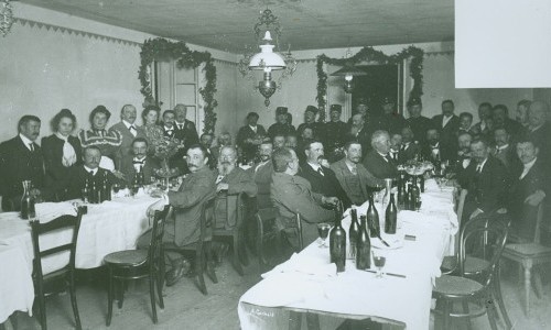 «à table!» – Jahresausstellung zum Jubiläum des Bündner Kunstvereins